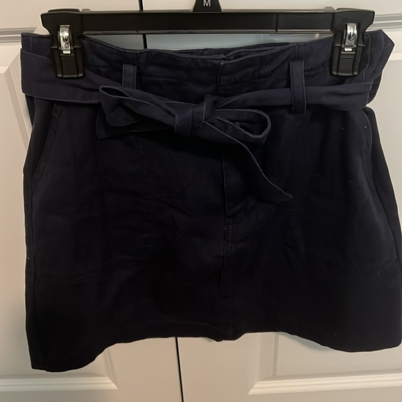 Women’s navy blue denim style paper bag skirt size M - Picture 2 of 4